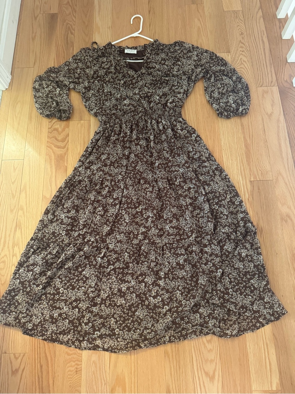 “By the River” Floral Puff-Sleeve Midi Dress, Large, NWOT, Very French
